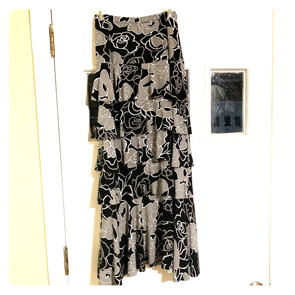 Black and white layered skirt